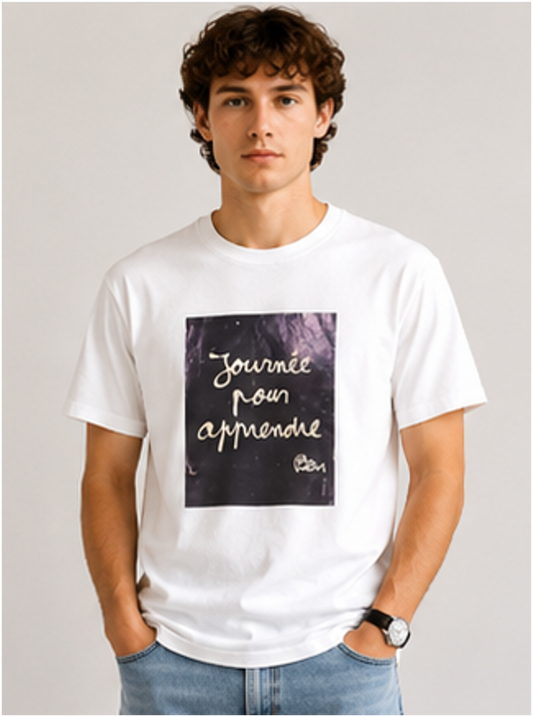 Journée Pour Apprendre Typography Graphic T-Shirt